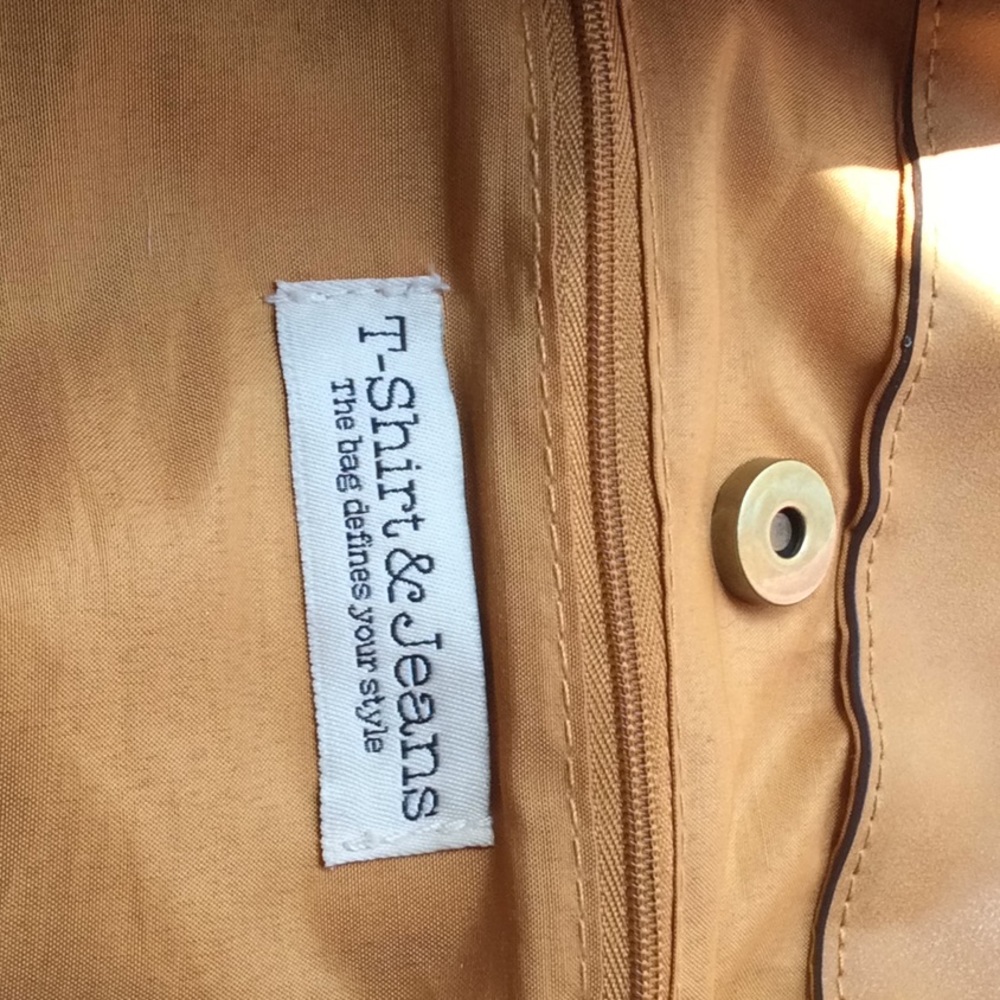 Purse - Picture 5 of 5